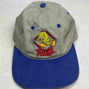 VTG Warner Bros. Beige and Blue Tweety Looney Tunes Baseball Cap 1996